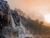 狠狠地中文字幕mv高清-中文字幕MV高清盛宴，视觉与听觉的双重冲击